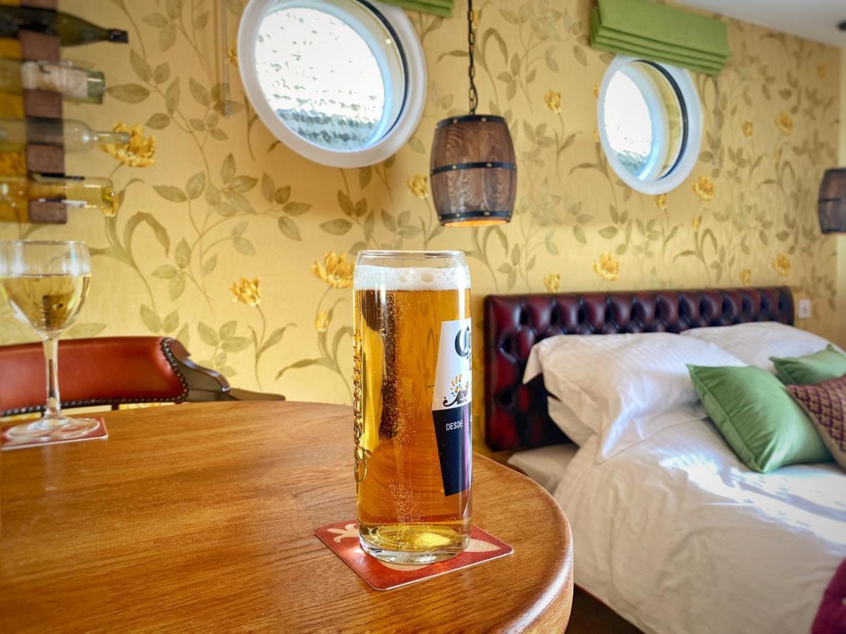Hambrook House Canterbury - New Luxury Guest House With Espa Spa Complex Eksteriør billede