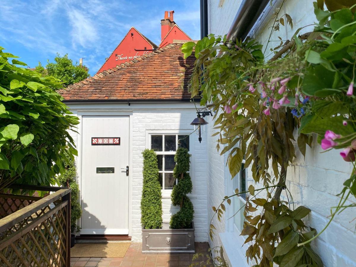 Hambrook House Canterbury - New Luxury Guest House With Espa Spa Complex Eksteriør billede