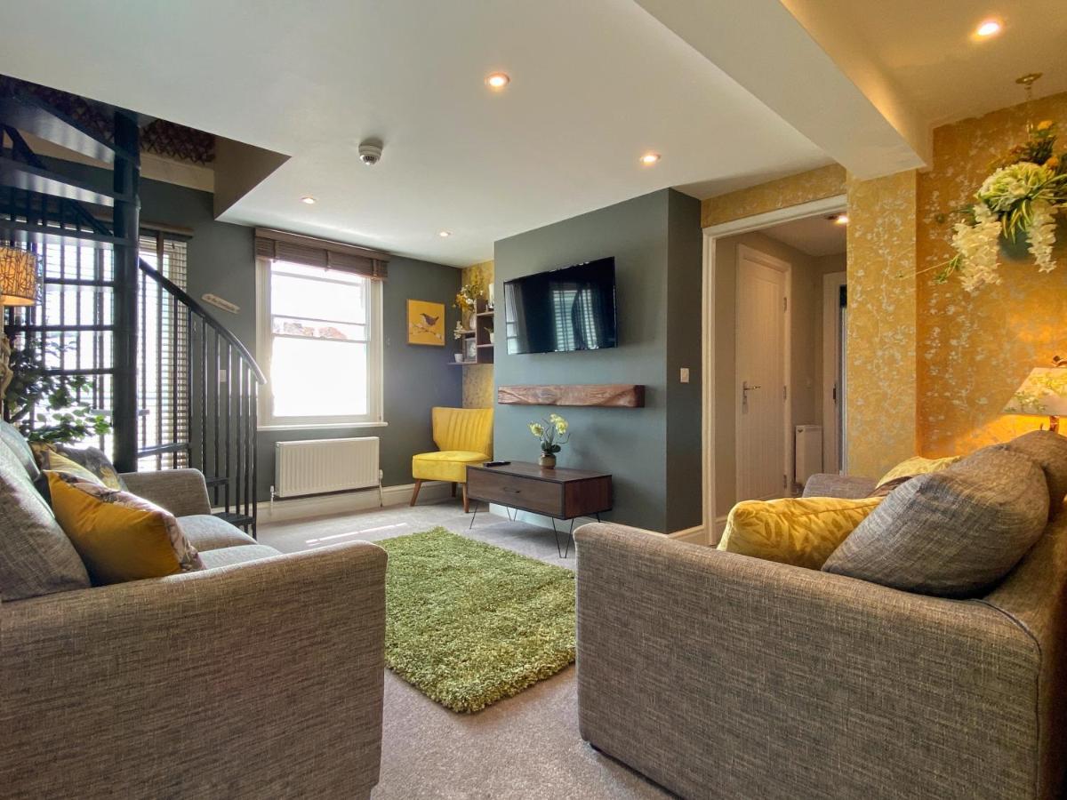 Hambrook House Canterbury - New Luxury Guest House With Espa Spa Complex Eksteriør billede