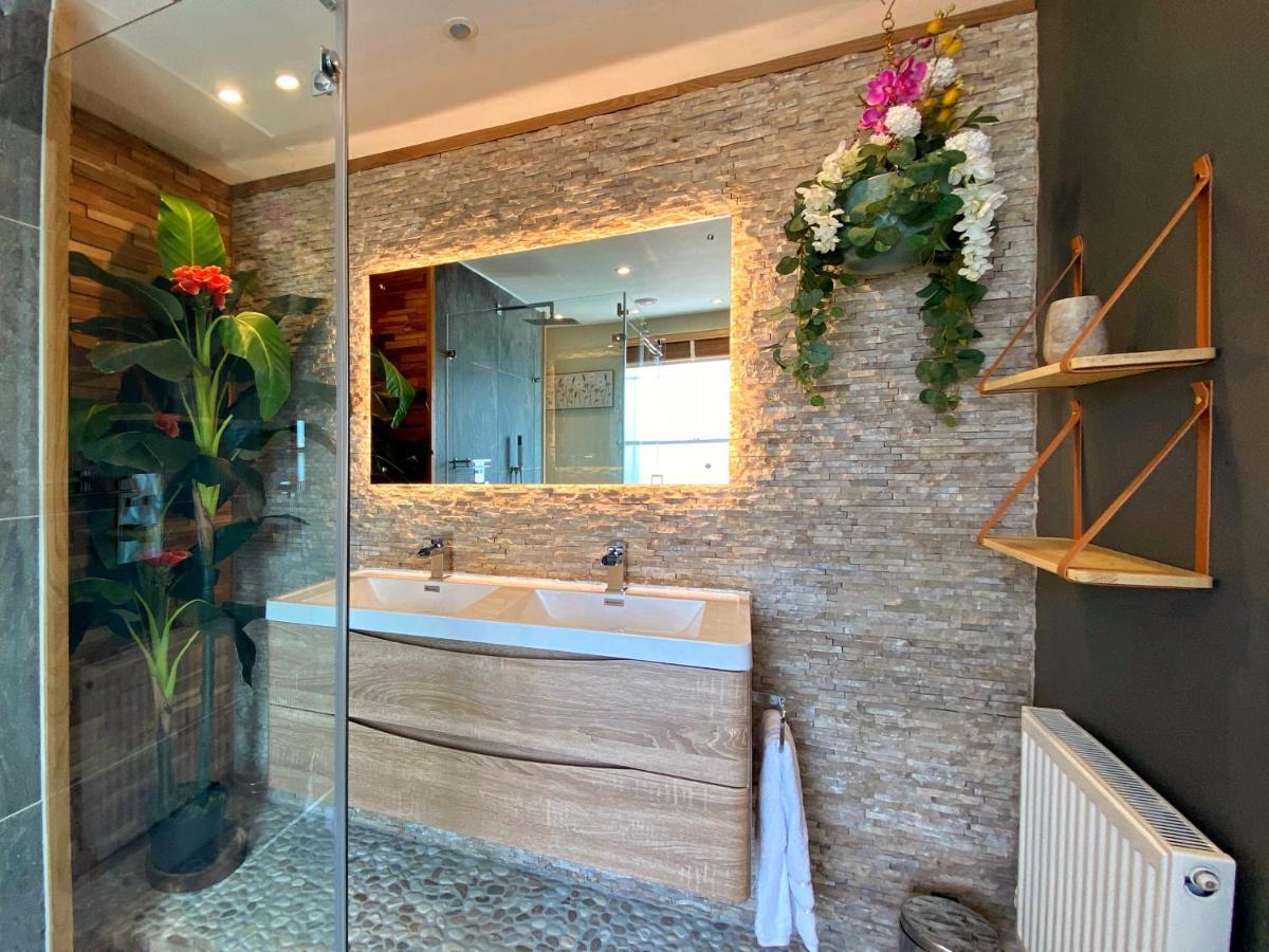 Hambrook House Canterbury - New Luxury Guest House With Espa Spa Complex Eksteriør billede